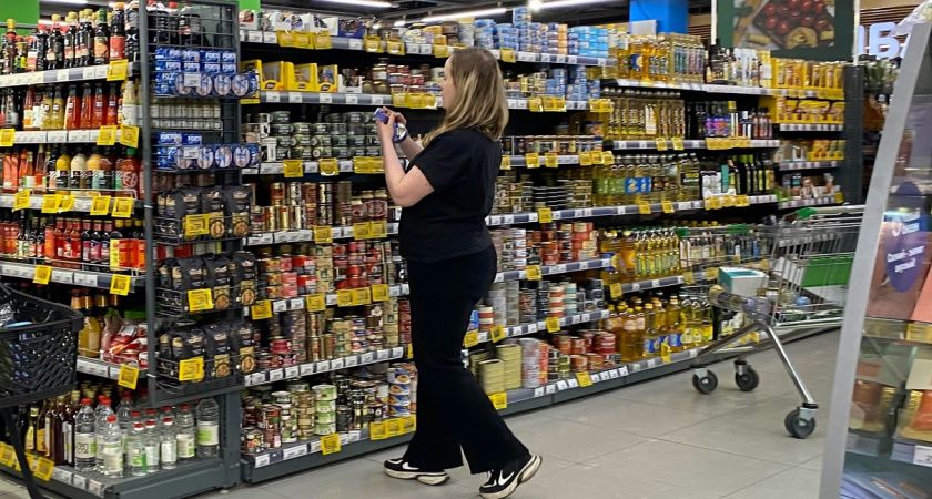 "Не верьте этикеткам!": какие продукты из супермаркетов лучше обходить стороной - могут быть опасными для здоровья