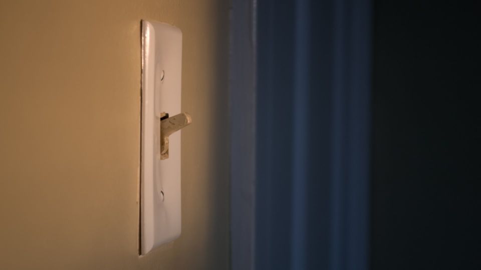        :    