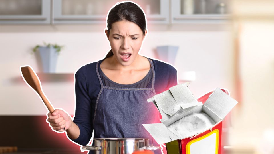 Быстро и без мучений: так вы отмоете пригоревшую кастрюлю на раз-два