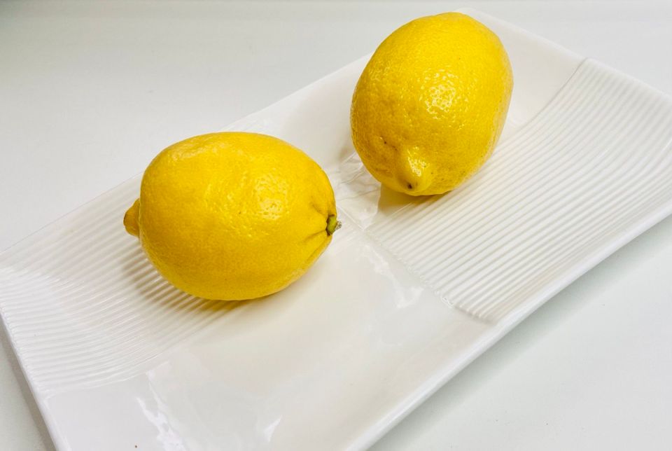 Насколько просто вырастить лимонное дерево на подоконнике: практическое руководство