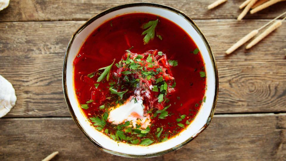 Секрет идеальной зажарки знают лишь грамотные хозяйки: борщ станет кулинарным шедевром