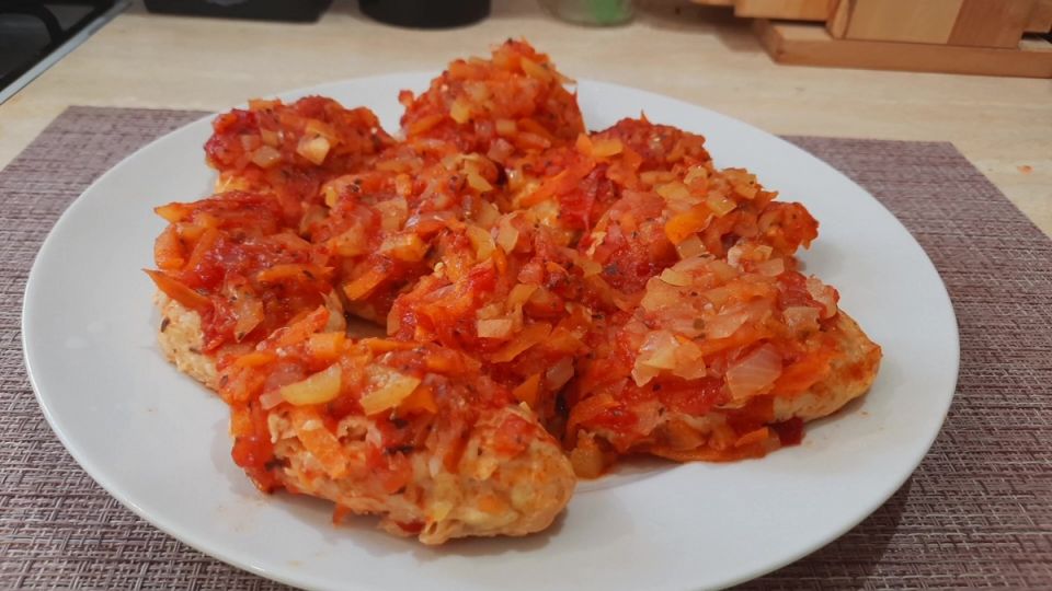 Сочные куриные котлеты с кабачками: вкусно и полезно