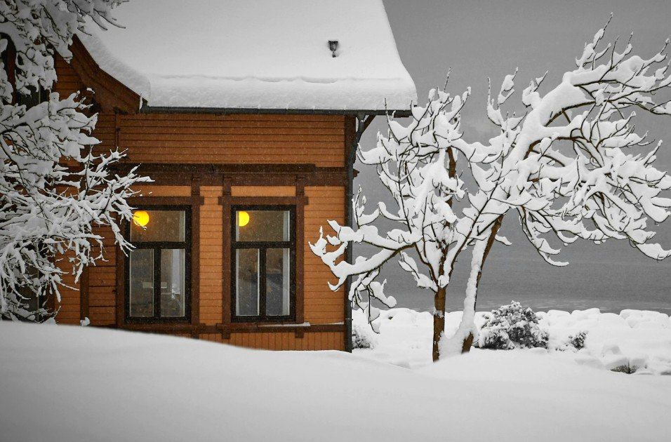 Зимой отключение света в СНТ: как Верховный суд защитил дачников