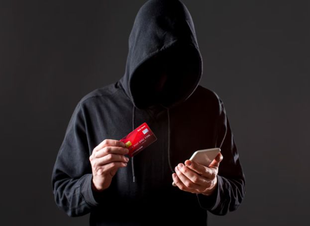 Как мошенники зарабатывают на технологии NFC: будьте осторожны в 2025 году