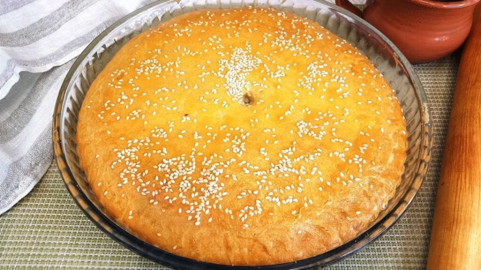 Легкий капустный пирог на кефире: идеальный рецепт для быстрого угощения