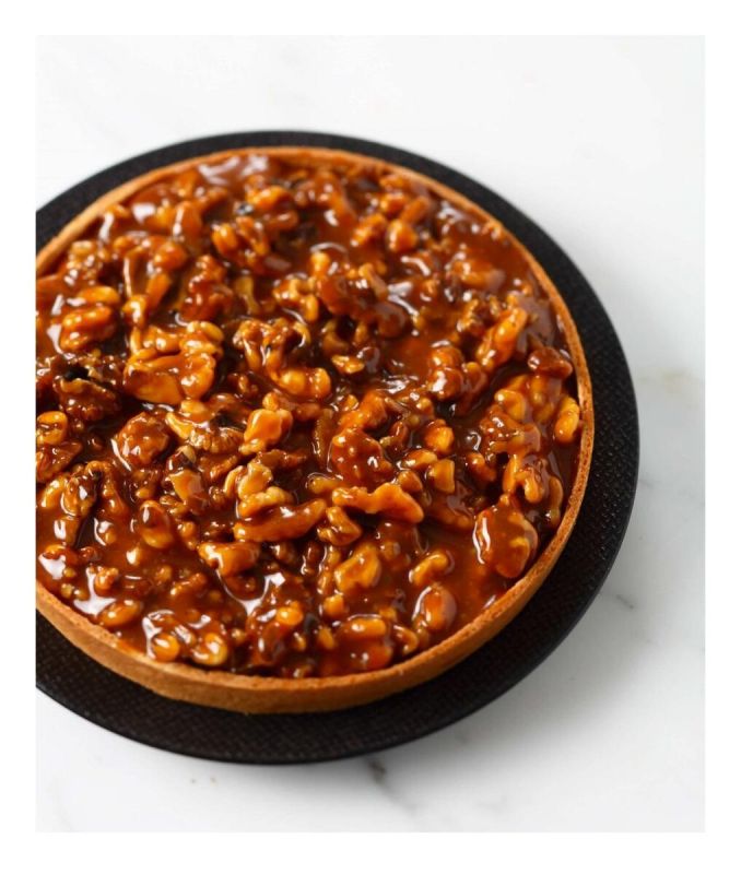 Насладитесь неповторимым тартом с грецкими орехами: шаг за шагом к кулинарному шедевру