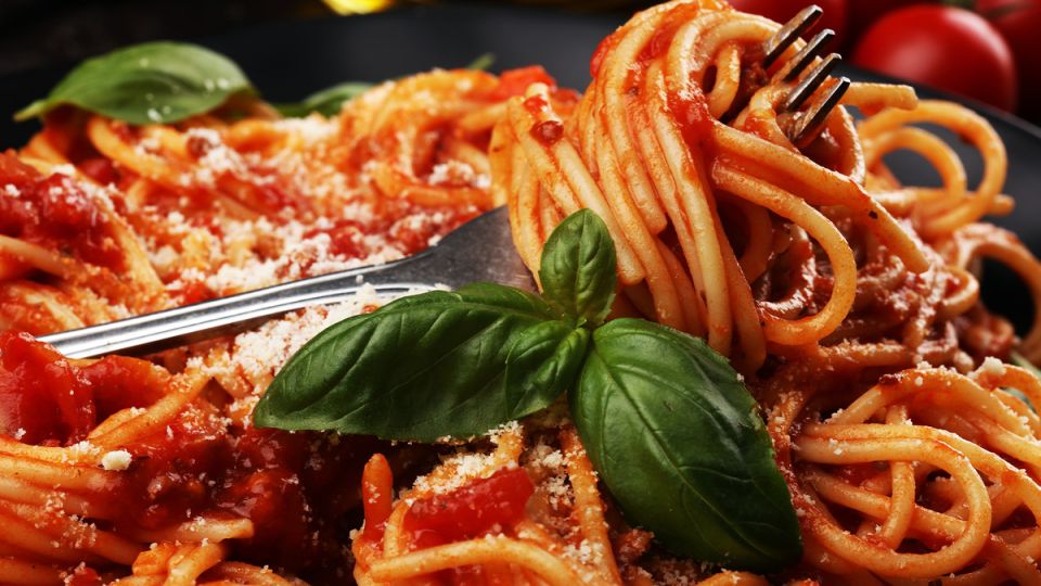 Почему паста завоевала сердца и кухонные столы миллионов?