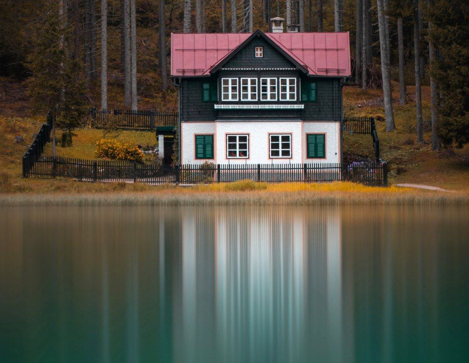 Невидимая ловушка для продавца земли: как ЗОУИТ может сорвать сделку и что делать