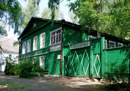     40-      