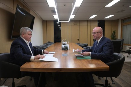 Дмитрий Чернышенко провел рабочую встречу с губернатором Новгородской области Александром Дроновым