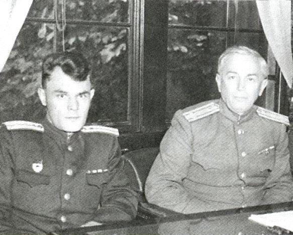 Юрист, воин, дипломат. Анатолий Николаев входит в плеяду выдающихся уроженцев новгородской земли: военный юрист, участник Токийского процесса над японскими военными преступниками, он много лет состоял на дипломатической... Юрист, воин, дипломат. Анатолий Николаев входит в плеяду выдающихся уроженцев новгородской земли: военный юрист, участник Токийского процесса над японскими военными преступниками, он много лет состоял на дипломатической...