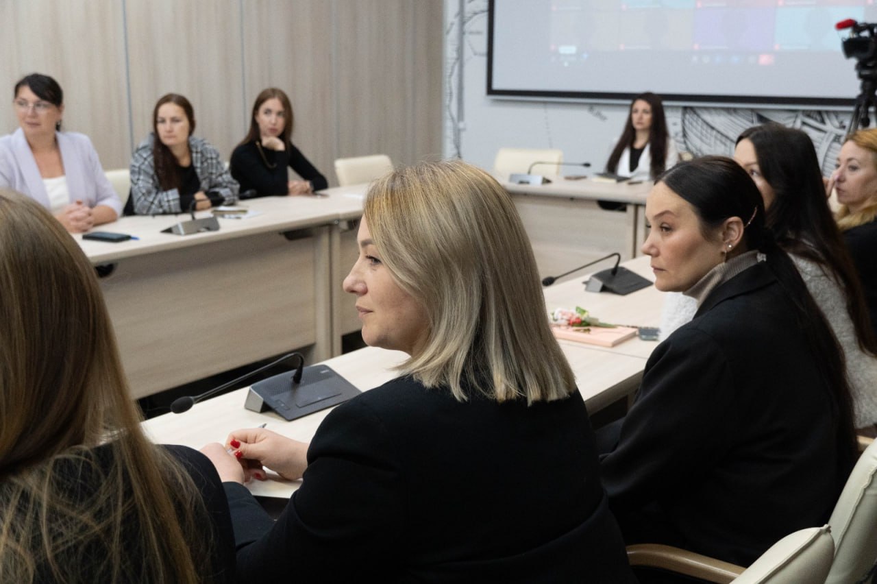 В Великом Новгороде стартовала программа наставничества для самозанятых «Самолет» В Великом Новгороде стартовала программа наставничества для самозанятых «Самолет»