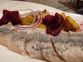 В чем вымочить селедку, чтобы рыба получила уникальный вкус и аромат: не только молоко