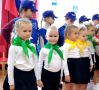 В городе Боровичи сотрудники Госавтоинспекции вместе с педагогами и ЮИДовцами провели церемонию посвящения дошкольников в юных помощников инспекторов движения