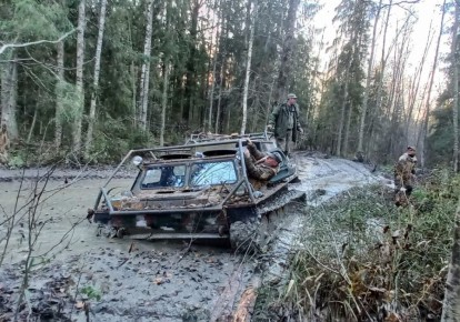 На территории строительства ВСМ поисковики нашли останки четырёх красноармейцев