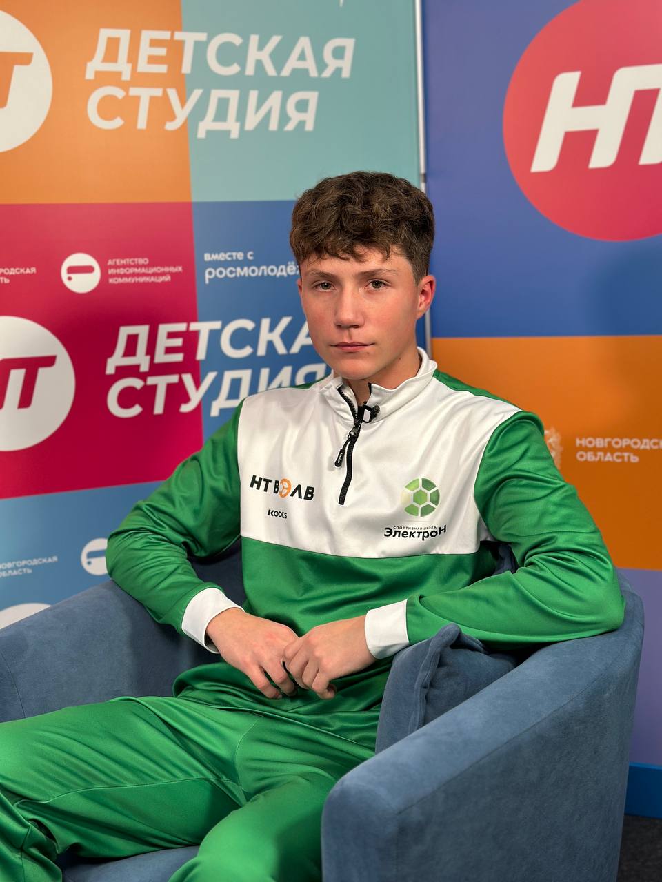 В «Детской студии» – Роман Лобанов, вратарь футбольной команды В «Детской студии» – Роман Лобанов, вратарь футбольной команды