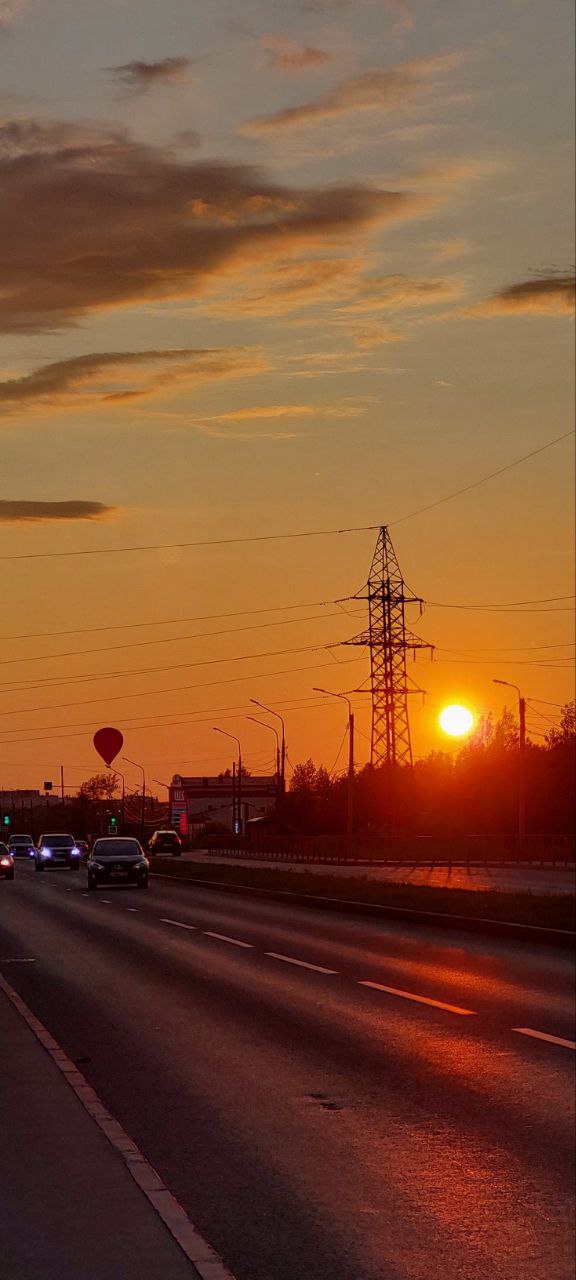 В хорошую погоду новгородский вечер такой