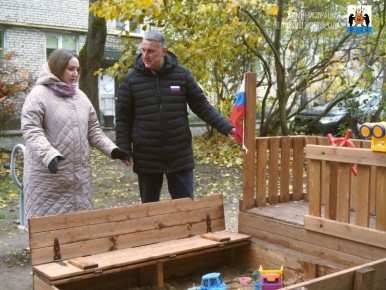 Благодаря практике инициативного бюджетирования на улице Стратилатовкая № 25, корп.2 благоустроили детскую площадку
