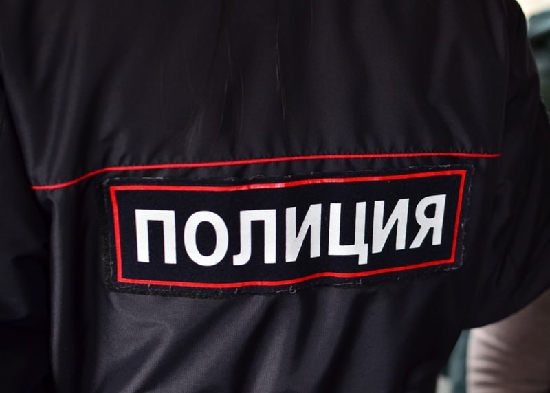 Боровичанин дал полицейским неубедительные объяснения о наркотиках в его рюкзаке