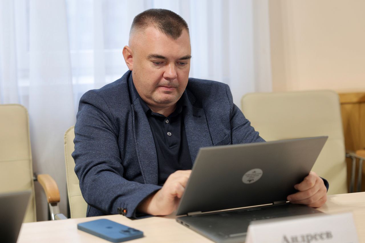 Комитет по сельскому хозяйству и развитию сельских территорий рассмотрел два вопроса повестки предстоящего заседания областной Думы Комитет по сельскому хозяйству и развитию сельских территорий рассмотрел два вопроса повестки предстоящего заседания областной Думы