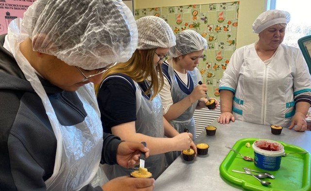 Более тысячи новгородских школьников получили свой «Билет в будущее» Более тысячи новгородских школьников получили свой «Билет в будущее»