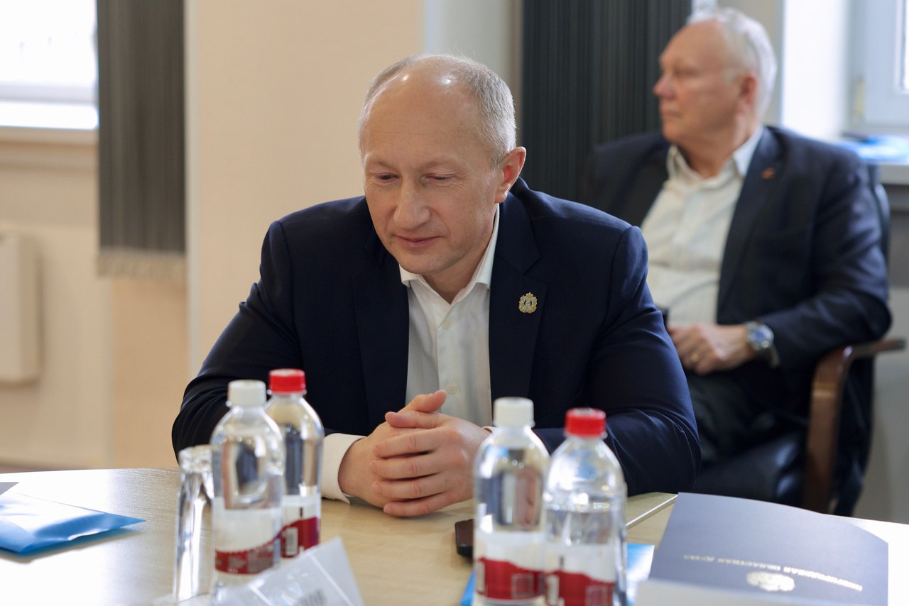 Депутаты Новгородской облдумы и налоговики обсудили изменения в уплате НДС