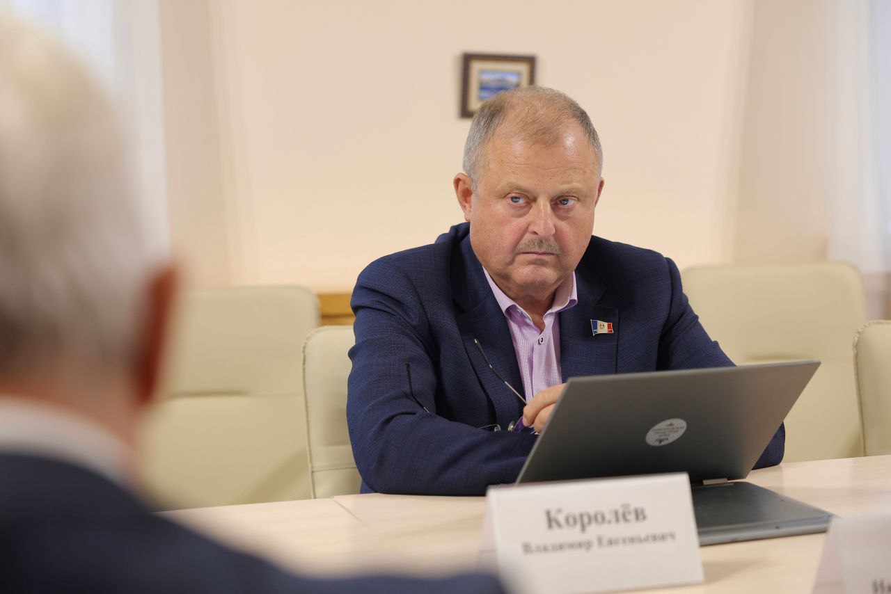 Комитет по сельскому хозяйству и развитию сельских территорий рассмотрел два вопроса повестки предстоящего заседания областной Думы Комитет по сельскому хозяйству и развитию сельских территорий рассмотрел два вопроса повестки предстоящего заседания областной Думы