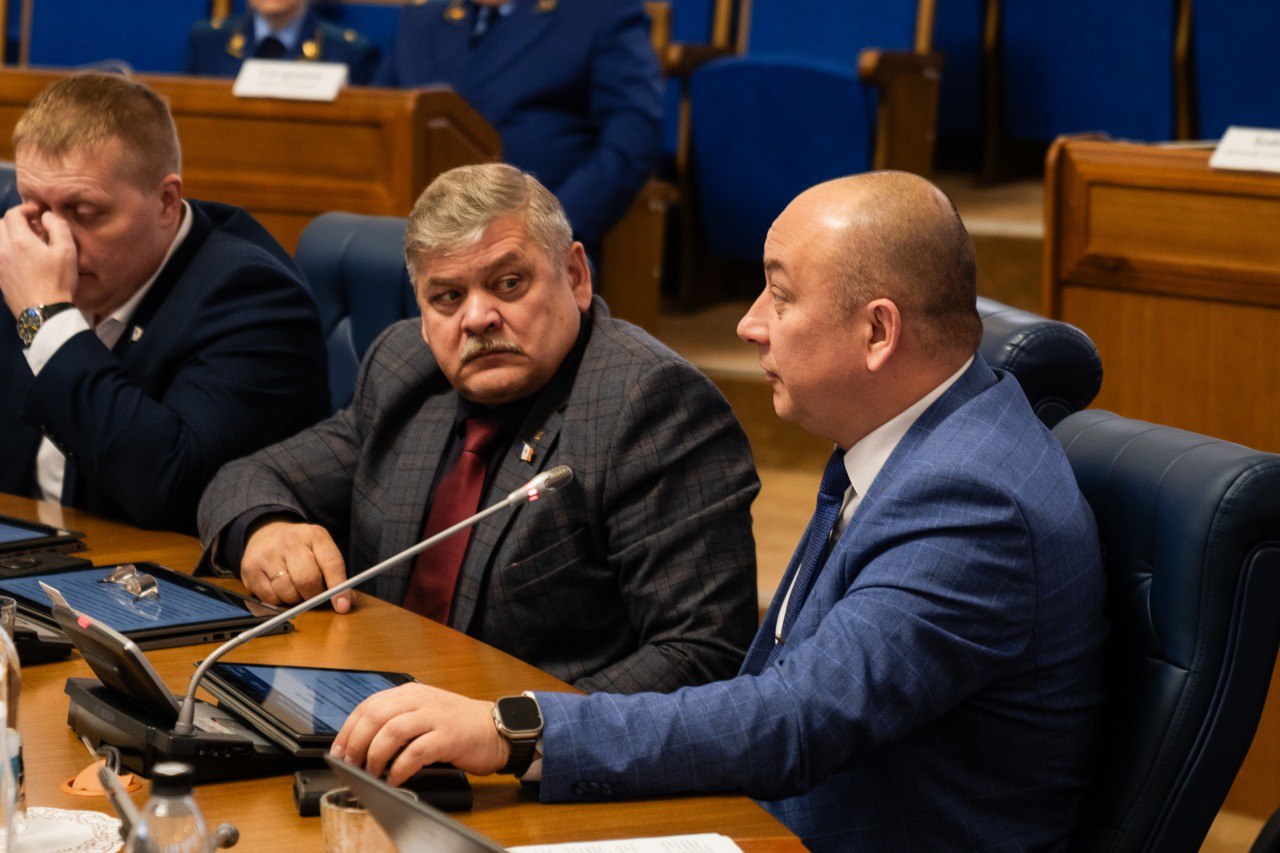 В рамках правительственного часа депутаты обсудили развитие физической культуры в Новгородской области В рамках правительственного часа депутаты обсудили развитие физической культуры в Новгородской области