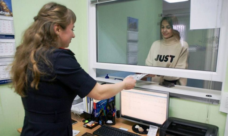 Новгородская Госавтоинспекция информирует о порядке предоставления госуслуг по регистрации транспортных средств и выдаче водительских удостоверений в праздничные дни