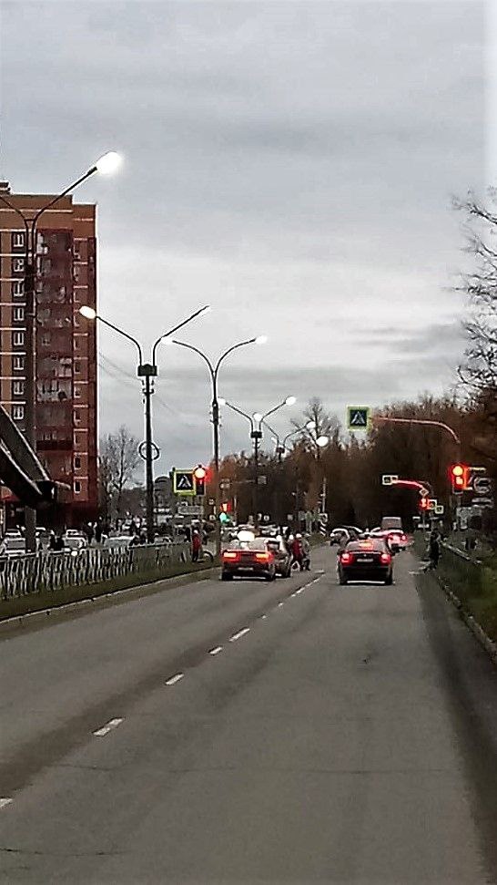 Александр Розбаум: Уважаемые Новгородцы!. В адрес Администрации поступают вопросы, как идут работы по восстановлению уличного освещения и почему фонари горят в дневное время Александр Розбаум: Уважаемые Новгородцы!. В адрес Администрации поступают вопросы, как идут работы по восстановлению уличного освещения и почему фонари горят в дневное время