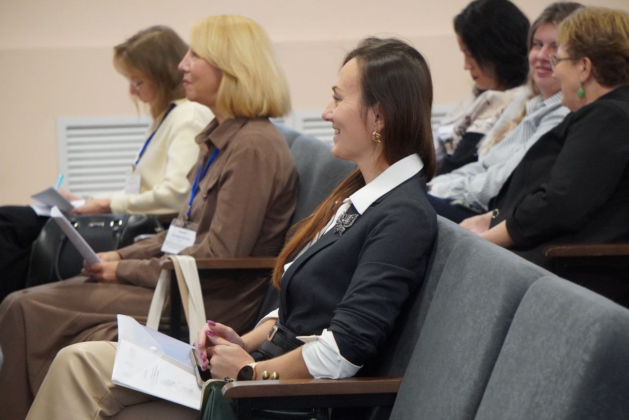 Александр Розбаум: Уважаемые Новгородцы!. 30 и 31 октября в нашем городе проходит Межрегиональный научно-методический форум «Дошкольное образование: исследования, опыт, творчество», который объединил не только воспитателей и... Александр Розбаум: Уважаемые Новгородцы!. 30 и 31 октября в нашем городе проходит Межрегиональный научно-методический форум «Дошкольное образование: исследования, опыт, творчество», который объединил не только воспитателей и...