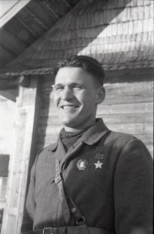 Знаменитый партизан-пулемётчик