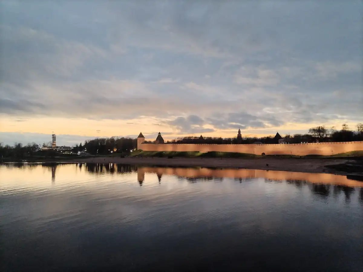 Первые дни ноября в Новгородской области будут тёплыми и дождливыми