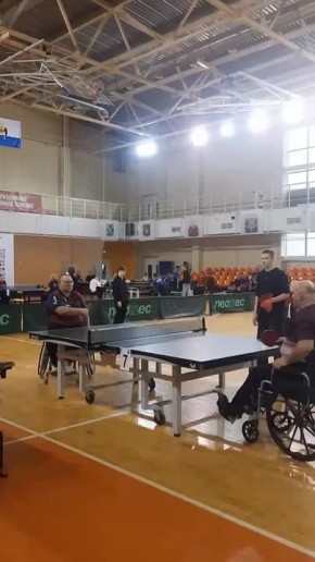 В Великом Новгороде стартовали соревнования по теннису среди людей с поражением опорно-двигательного аппарата