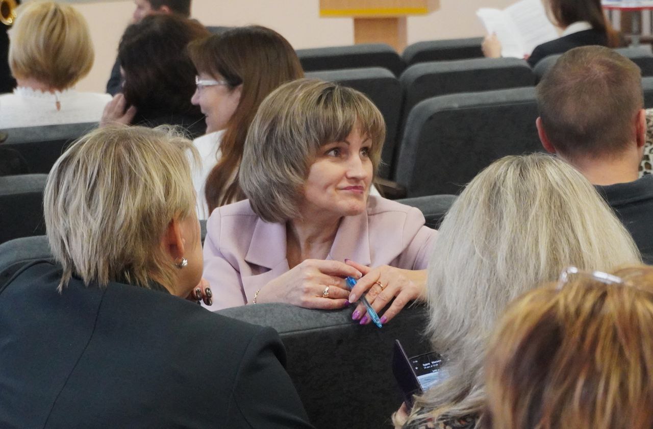 Александр Розбаум: Уважаемые Новгородцы!. 30 и 31 октября в нашем городе проходит Межрегиональный научно-методический форум «Дошкольное образование: исследования, опыт, творчество», который объединил не только воспитателей и... Александр Розбаум: Уважаемые Новгородцы!. 30 и 31 октября в нашем городе проходит Межрегиональный научно-методический форум «Дошкольное образование: исследования, опыт, творчество», который объединил не только воспитателей и...