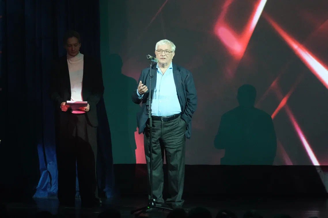 В Великом Новгороде открылся XXIX театральный фестиваль имени Ф.М. Достоевского В Великом Новгороде открылся XXIX театральный фестиваль имени Ф.М. Достоевского