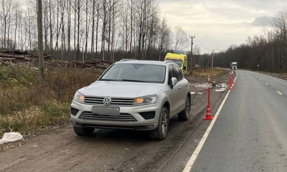 Велосипедист пострадал в ДТП под Великим Новгородом