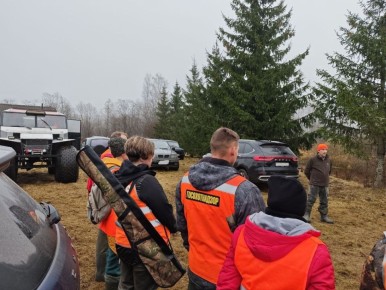 Новгородские охотники и участники программы «СВОи Герои 53» добыли лося