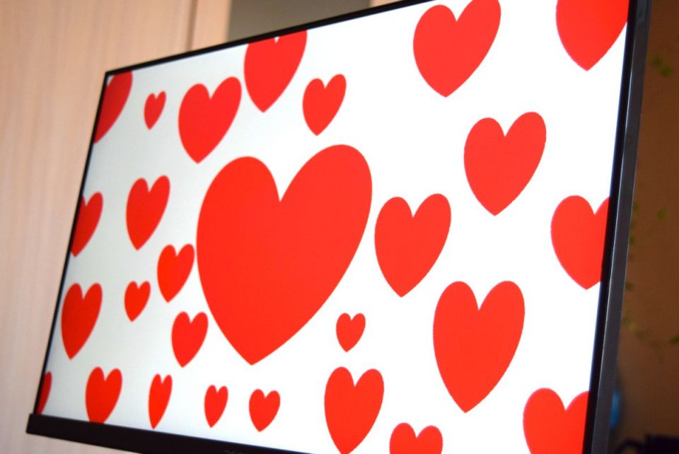 Эксперты определи причины романтизации ментальных проблем у молодежи