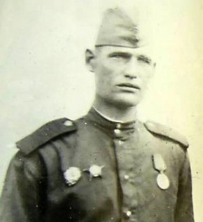 «Стоит над горою Алёша - в Болгарии русский солдат»