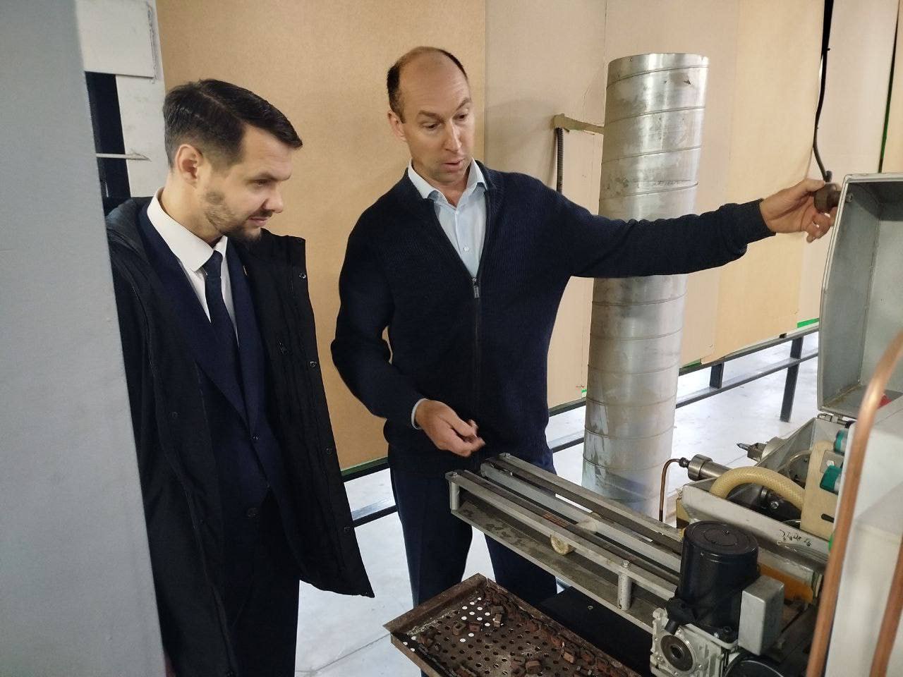 Новгородская компания работает над импортозамещением комплектующих для РЖД Новгородская компания работает над импортозамещением комплектующих для РЖД