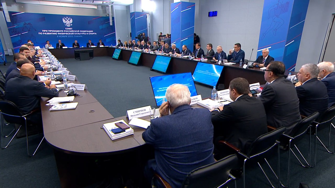 В Великом Новгороде отметили 84-ю годовщину парада 7 ноября 1941 года в Москве В Великом Новгороде отметили 84-ю годовщину парада 7 ноября 1941 года в Москве