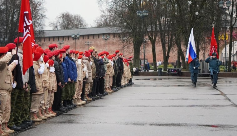 В Великом Новгороде отметили 84-ю годовщину парада 7 ноября 1941 года в Москве