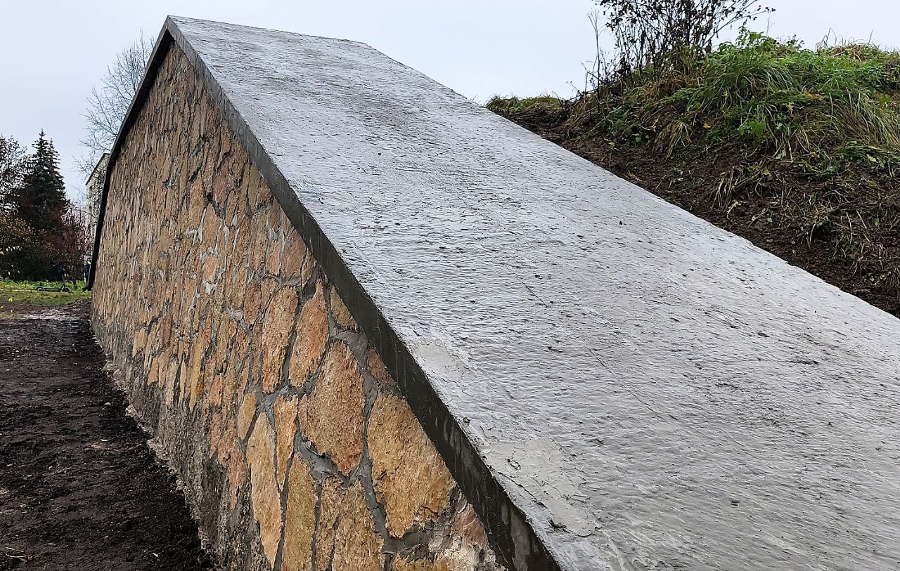 В Великом Новгороде отремонтировали пять подпорных стен Окольного вала В Великом Новгороде отремонтировали пять подпорных стен Окольного вала