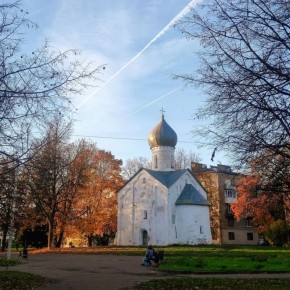 Новгородцы могут поделиться предложениями о благоустройстве сквера у церкви Двенадцати Апостолов
