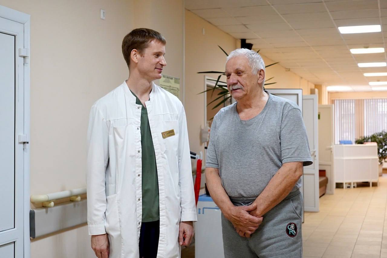 Новгородского пенсионера спасли от инсульта благодаря быстрой операции