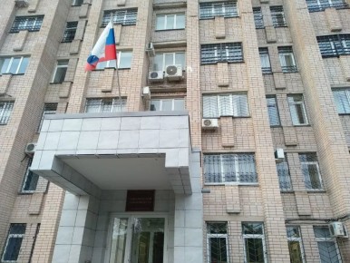 За кражу 30 упаковок сыра из магазина и угрозы отвёрткой новгородец отправится за решётку