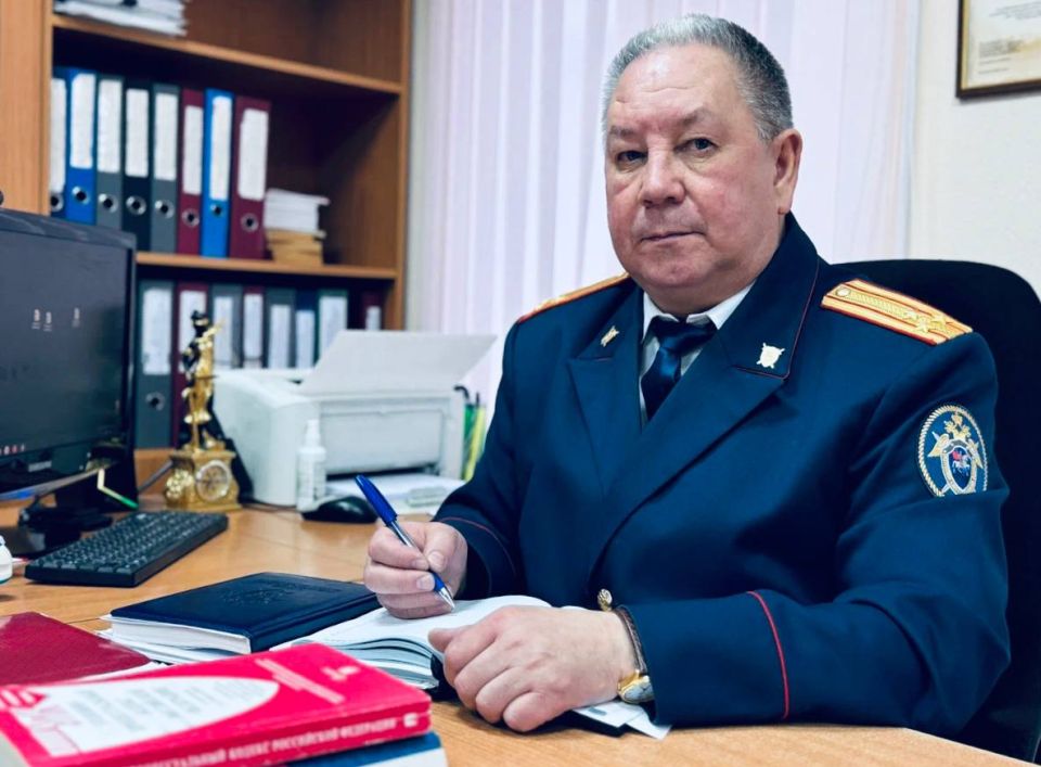 17 ноября 2025 года руководитель Валдайского межрайонного следственного отдела следственного управления Следственного комитета Российской Федерации по Новгородской области полковник юстиции Быков Сергей Петрович проведёт...