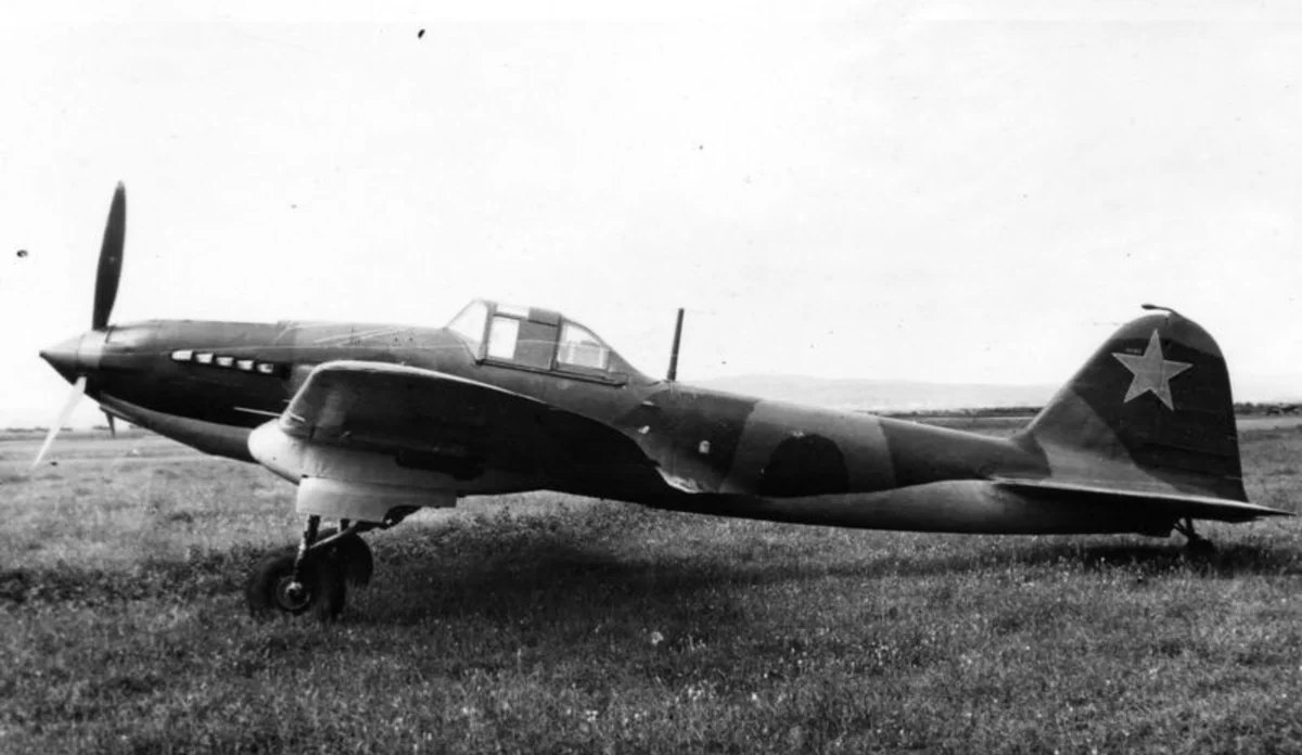 Штурмовик – истребитель. 299-й авиационный полк стал именоваться штурмовым буквально перед войной Штурмовик – истребитель. 299-й авиационный полк стал именоваться штурмовым буквально перед войной