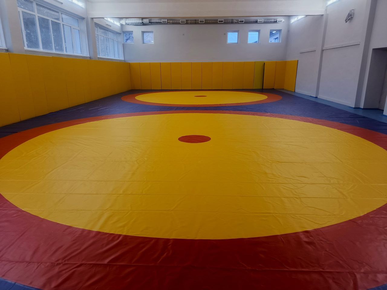 Спортшкола Старой Руссы готовится к открытию после ремонта Спортшкола Старой Руссы готовится к открытию после ремонта